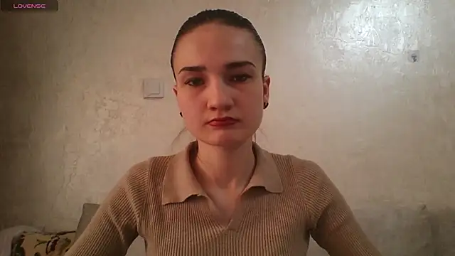 Snapshot of RoyalDessertt chatting on March 5, 2025, 7:16 am RoyalDessertt online show from March 5, 2025, 7:16 am