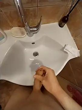 Snapshot of Good_boy000 chatting on February 11, 2025, 2:46 pm Good boy000 online show from February 11, 2025, 2:46 pm