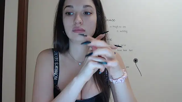 Snapshot of Eva_Eldis chatting on September 8, 2025, 2:38 pm Eva Eldis online show from September 8, 2025, 2:38 pm