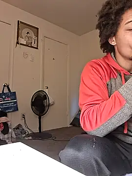 Snapshot of Locdawgg11 chatting on November 11, 2025, 6:19 pm Locdawgg11 online show from November 11, 2025, 6:19 pm