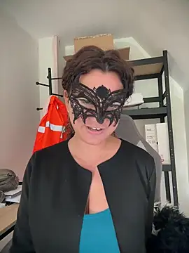 Loveblackzilla online show from April 2, 2026, 12:25 pm