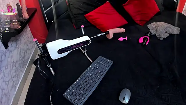 IVISBOUNCYASS online show from March 1, 2026, 12:51 pm