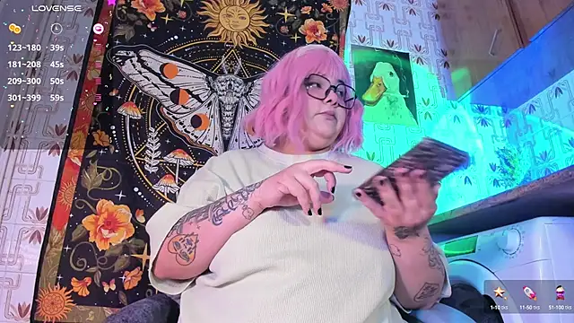 Banana squirt online show from March 1, 2025, 8:02 am