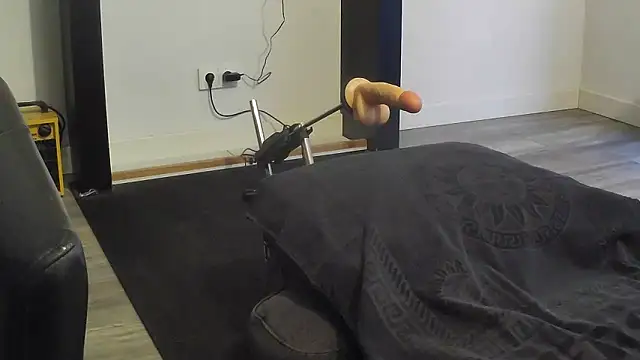 Snapshot of YourLoveBoyKevin chatting on March 9, 2026, 4:00 pm YourLoveBoyKevin online show from March 9, 2026, 4:00 pm