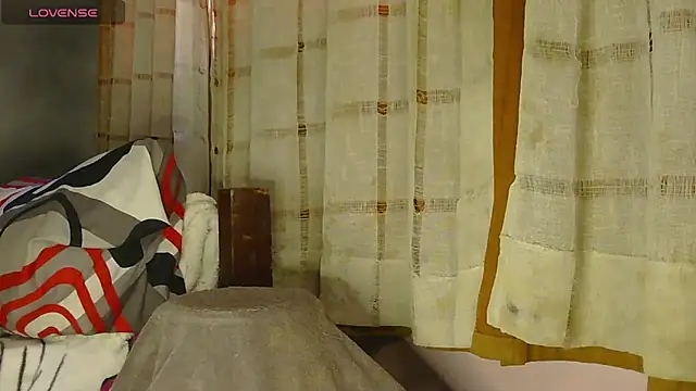 blondiebbc online show from February 19, 2026, 1:18 pm