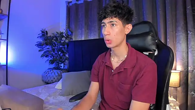 NovaaWheler online show from March 15, 2026, 10:10 am