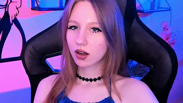 DariaTate online show from October 22, 2025, 11:54 am