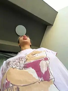 BonyBon29 online show from March 3, 2026, 11:38 am