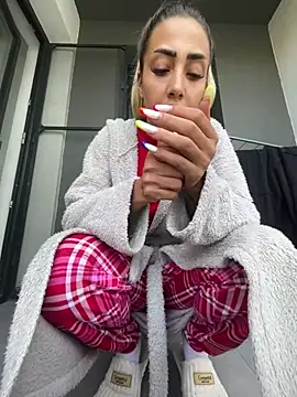 BonyBon29 online show from April 10, 2026, 1:16 pm