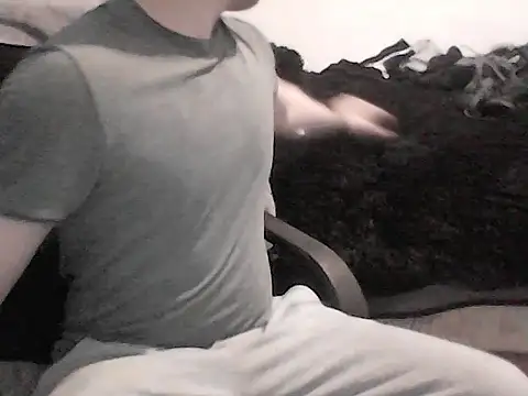 Snapshot of MarioKnero chatting on January 9, 2026, 12:57 am MarioKnero online show from January 9, 2026, 12:57 am