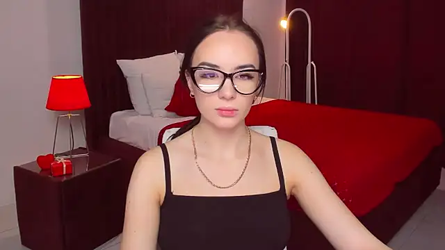 Snapshot of Suga_babe chatting on October 1, 2025, 1:06 pm Suga babe online show from October 1, 2025, 1:06 pm