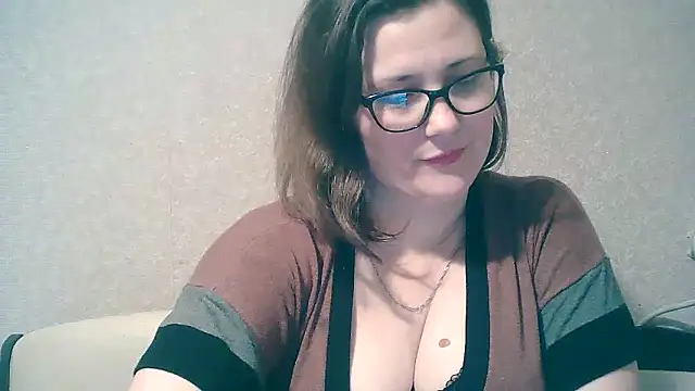 Snapshot of MerryLaCherry chatting on February 5, 2025, 1:37 am MerryLaCherry online show from February 5, 2025, 1:37 am