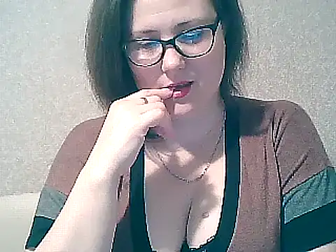 Snapshot of MerryLaCherry chatting on February 6, 2025, 12:22 am MerryLaCherry online show from February 6, 2025, 12:22 am