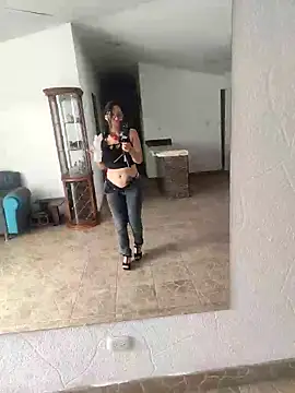 isabella beauty 01 online show from March 13, 2025, 1:18 pm