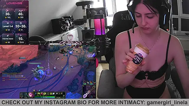 Snapshot of Gamergirl-Linela chatting on July 12, 2026, 3:14 pm Gamergirl-Linela online show from July 12, 2026, 3:14 pm