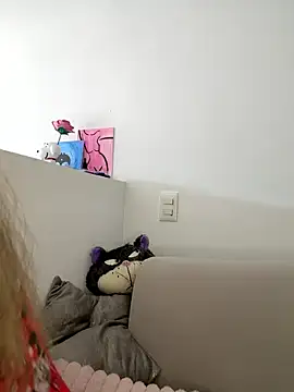 Cloee Rainbow1 online show from June 21, 2026, 1:35 pm