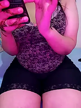 Malika-697 online show from April 12, 2026, 9:53 pm