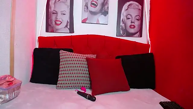 Tiana Ebony18 online show from April 6, 2026, 12:06 pm