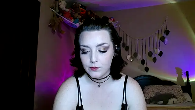 lilmisspuppet online show from August 8, 2026, 11:39 pm