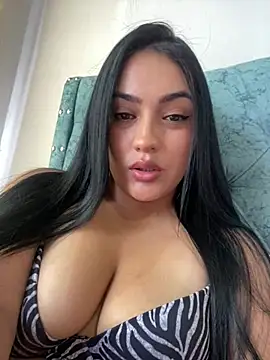 Sahanaprincessll online show from April 17, 2026, 3:48 pm