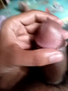 Snapshot of Yashkumar_0697 chatting on February 17, 2025, 9:24 am Yashkumar 0697 online show from February 17, 2025, 9:24 am