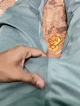 Snapshot of Yashkumar_0697 chatting on March 20, 2025, 7:04 pm Yashkumar 0697 online show from March 20, 2025, 7:04 pm