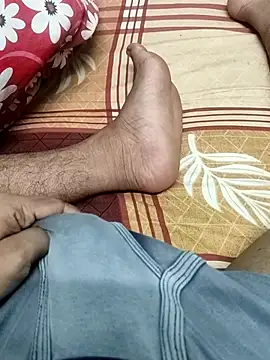 Yashkumar 0697 online show from February 13, 2026, 6:48 pm