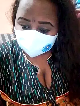 Snapshot of dolly_telugu01 chatting on February 24, 2025, 6:36 pm dolly telugu01 online show from February 24, 2025, 6:36 pm