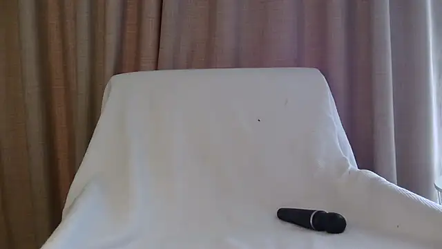 Snapshot of redpoint34 chatting on October 13, 2025, 8:58 am redpoint34 online show from October 13, 2025, 8:58 am