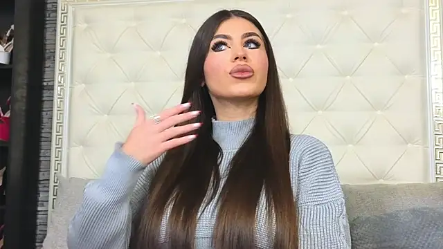 EliteDomina online show from December 22, 2025, 8:00 am