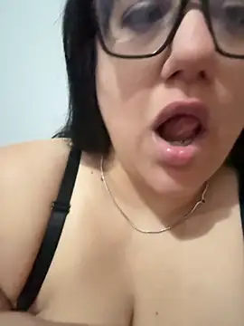 daianaspencer online show from March 30, 2026, 8:04 am