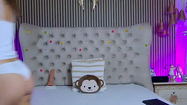 Snapshot of PlayfulShow chatting on February 11, 2026, 9:58 am PlayfulShow online show from February 11, 2026, 9:58 am