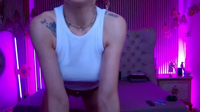 PlayfulShow online show from May 24, 2026, 8:19 am