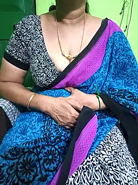 Snapshot of niiveditha chatting on March 17, 2025, 9:44 am niiveditha online show from March 17, 2025, 9:44 am