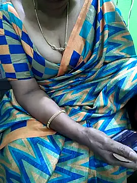 Snapshot of niiveditha chatting on September 20, 2025, 3:57 pm niiveditha online show from September 20, 2025, 3:57 pm