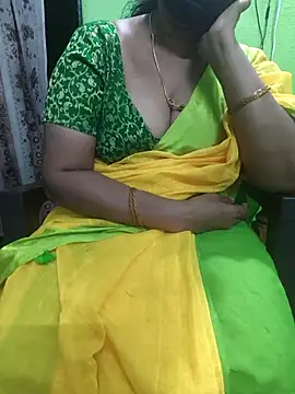 niiveditha online show from December 4, 2025, 3:10 pm