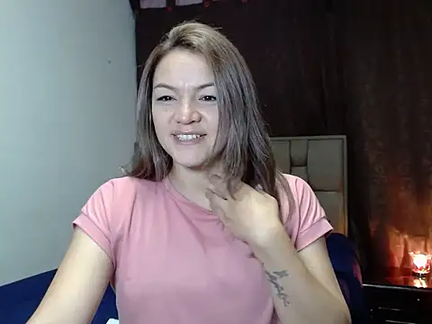 PenelopeMist online show from February 7, 2026, 2:04 am