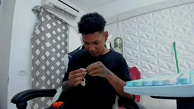 Snapshot of blackdirty420 chatting on October 15, 2025, 8:20 pm blackdirty420 online show from October 15, 2025, 8:20 pm