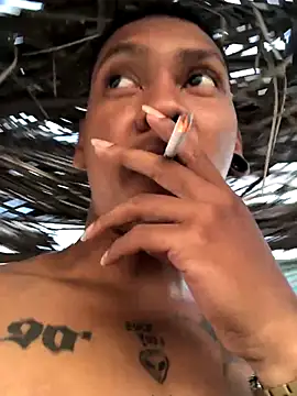 Snapshot of blackdirty420 chatting on October 25, 2025, 10:26 pm blackdirty420 online show from October 25, 2025, 10:26 pm