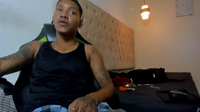 Snapshot of blackdirty420 chatting on November 1, 2025, 7:27 pm blackdirty420 online show from November 1, 2025, 7:27 pm