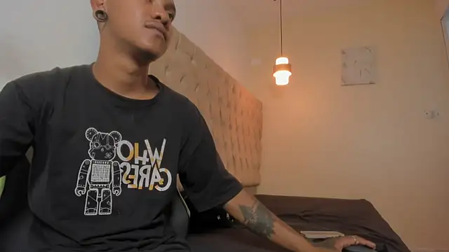 Snapshot of blackdirty420 chatting on November 4, 2025, 7:35 pm blackdirty420 online show from November 4, 2025, 7:35 pm