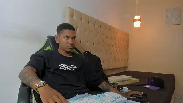 Snapshot of blackdirty420 chatting on November 7, 2025, 7:14 pm blackdirty420 online show from November 7, 2025, 7:14 pm