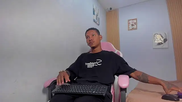 Snapshot of blackdirty420 chatting on November 11, 2025, 3:34 pm blackdirty420 online show from November 11, 2025, 3:34 pm