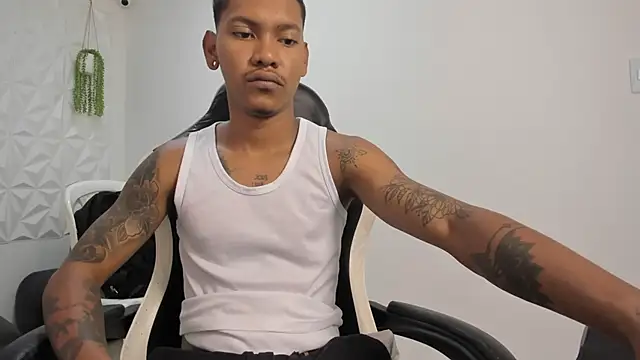 Snapshot of blackdirty420 chatting on November 30, 2025, 4:55 pm blackdirty420 online show from November 30, 2025, 4:55 pm