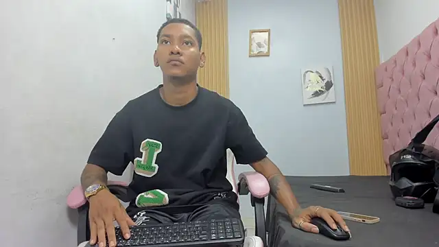 Snapshot of blackdirty420 chatting on December 5, 2025, 4:58 pm blackdirty420 online show from December 5, 2025, 4:58 pm