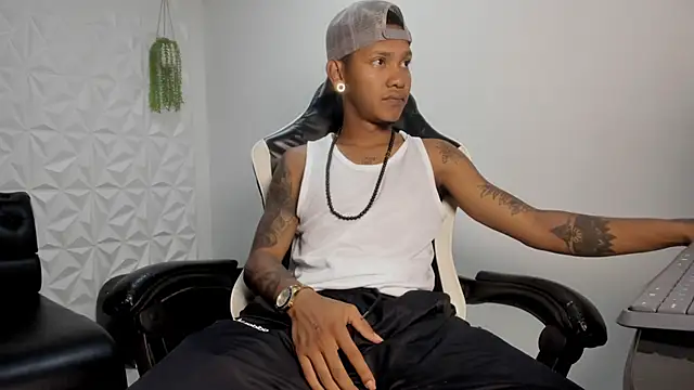 Snapshot of blackdirty420 chatting on January 7, 2026, 4:09 pm blackdirty420 online show from January 7, 2026, 4:09 pm