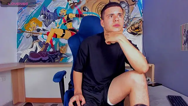 Snapshot of Sebastian_Phoenix chatting on March 6, 2025, 2:51 am Sebastian Phoenix online show from March 6, 2025, 2:51 am