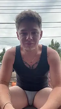 Angel Montiell online show from November 9, 2025, 7:12 pm