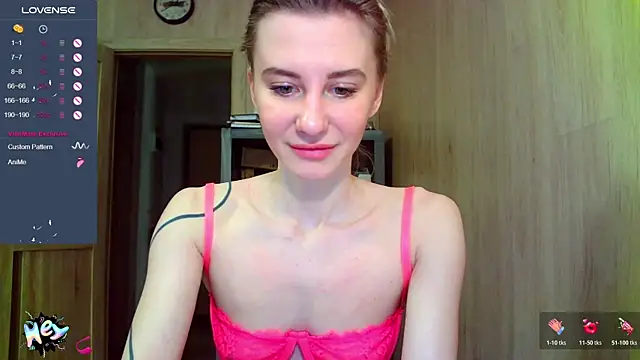 Caramel piegirl online show from October 19, 2025, 2:40 pm