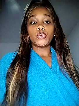 Snapshot of moree_Queen chatting on February 16, 2025, 1:49 pm moree Queen online show from February 16, 2025, 1:49 pm